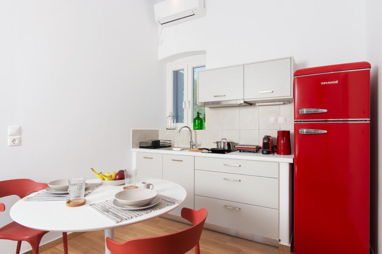 Haroto Suites Trypiti Extérieur photo